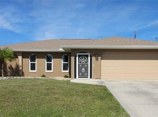 726 Calvert Ave NW, Pt Charlotte, FL 33948
