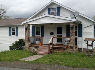 488 Wisconsin Ave, Westover, WV 26501