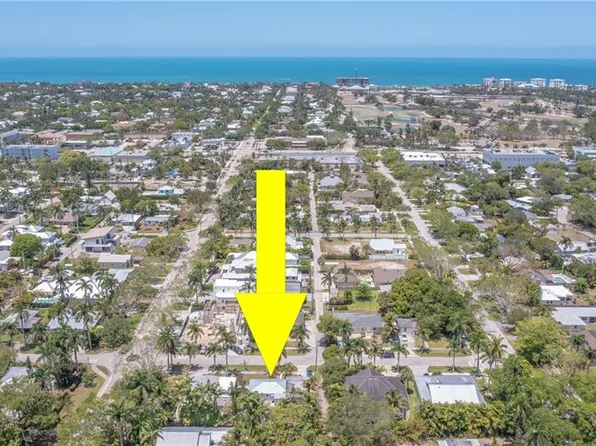 732 12th ST N, NAPLES, FL 34102