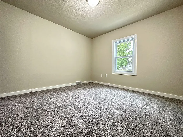 1408 Euclid Ave — Photo 6