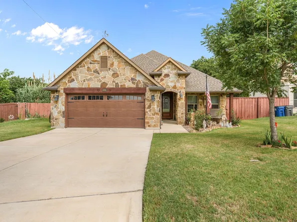 606 Hillside Cir, Little Elm, TX 75068