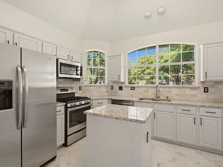 3277 Green Ct — Photo 16