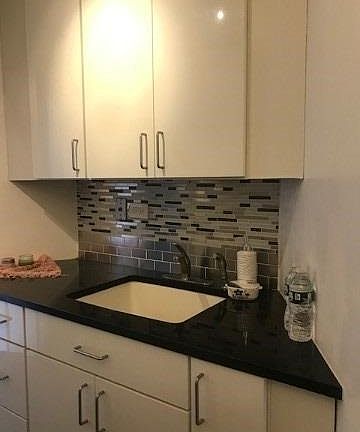 4th image of 2 Bay Club Dr APT 10h