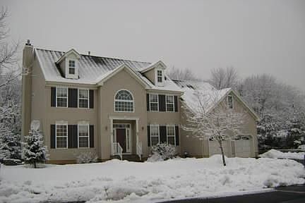 1st image of 21 Cortland Dr