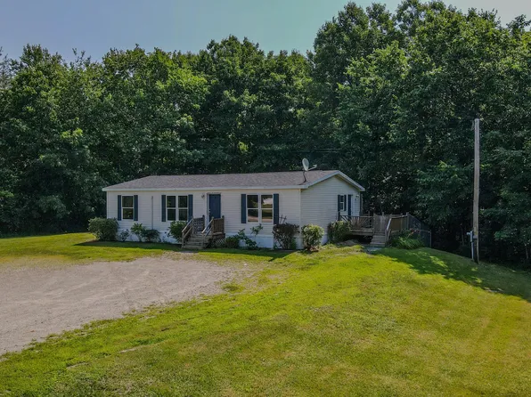443 Bog Road, Hermon, ME 04401