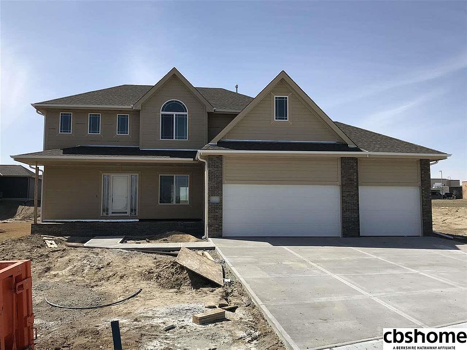 1st image of 4938 N 204th Ave