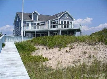 533 Atlantic Ave Misquamicut, RI 1