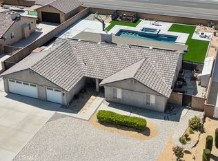 19027 Sahale Ln, Apple Valley, CA 92307