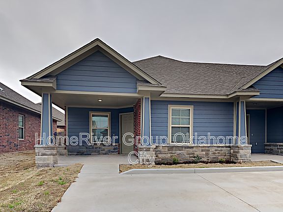 2nd image of 1008 SW 91st St