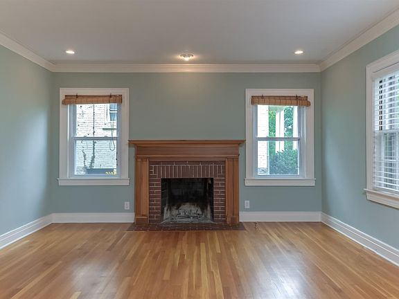 4th image of 318 Henry Clay Blvd