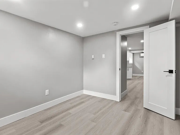 190 Glebe Ave #1 — Photo 6