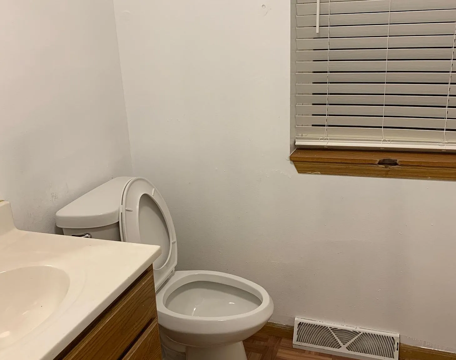 2 bed, 925 sqft, $1,400 — Photo 3