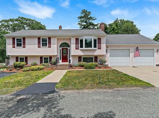 54 Perry St, Weymouth, MA 02189