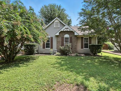1121 Jacksons Valley Rd, Hermitage, TN, 37076