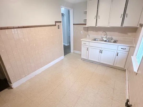 3626 Dudley Ave, Niagara Falls, NY 14303