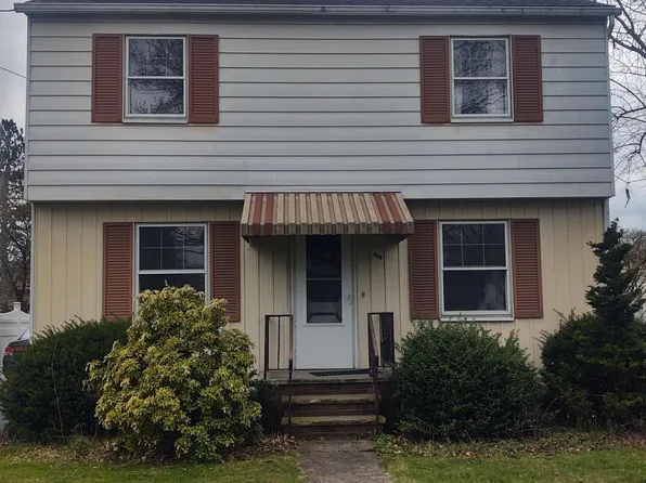 323 River St, Forty Fort, PA 18704