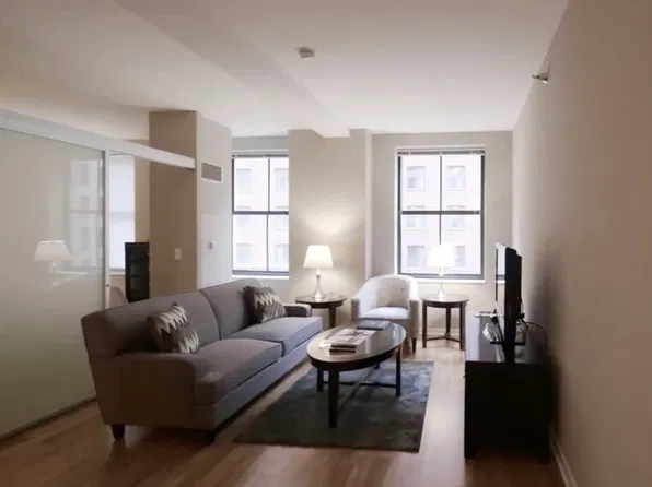 176 W Randolph St #608, Chicago, IL 60601