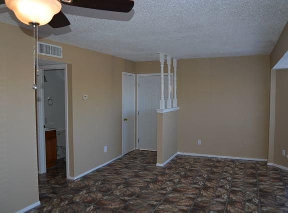 2nd image of 10504 Ashwood Dr APT A