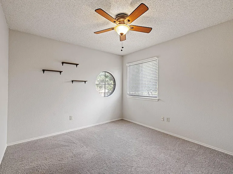8413 Priest River Dr — Photo 21