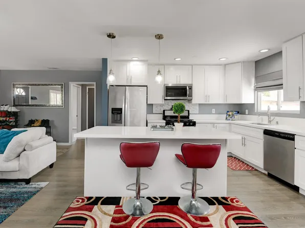 5567 Las Alturas Ter, San Diego, CA 92114