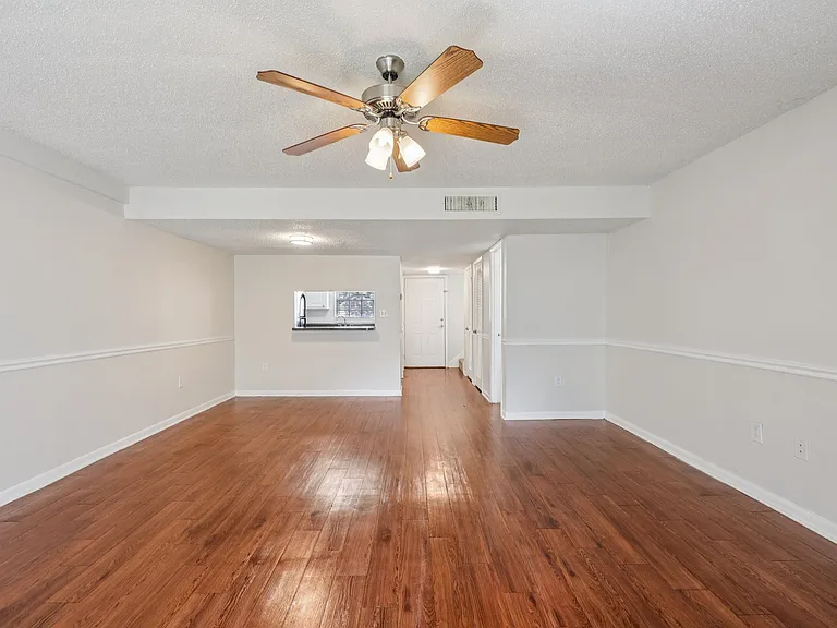 The Park at Chesterfield Apartment Homes — Photo 54