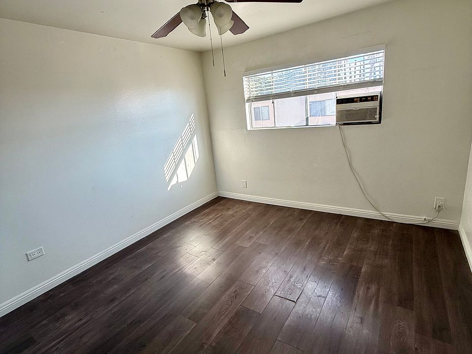 Bedroom #1