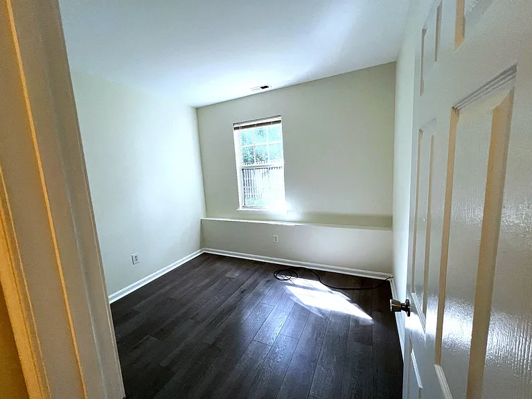 604 Moonglow Rd #102 — Photo 16