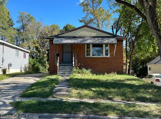 255 Going St, Pontiac, MI 48342