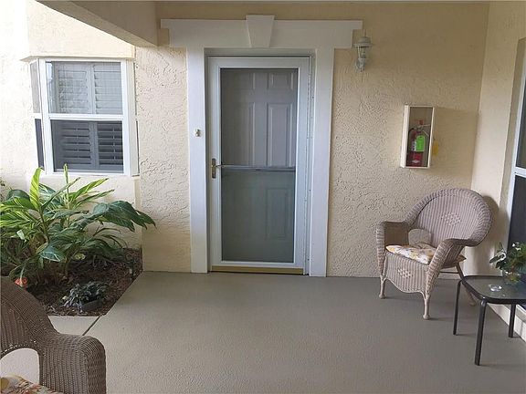 4th image of 620 E Lake Jasmine Cir Unit 620-101