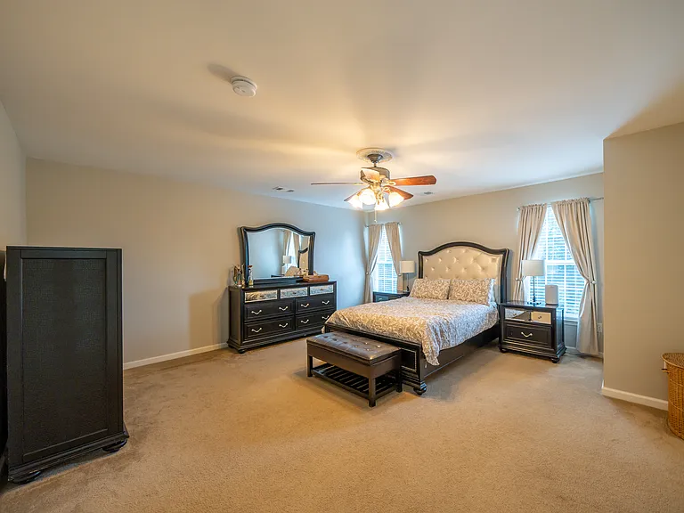 748 McCardle Dr — Photo 26