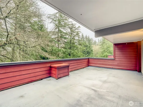 15805 Waynita Way NE #D107, Bothell, WA 98011