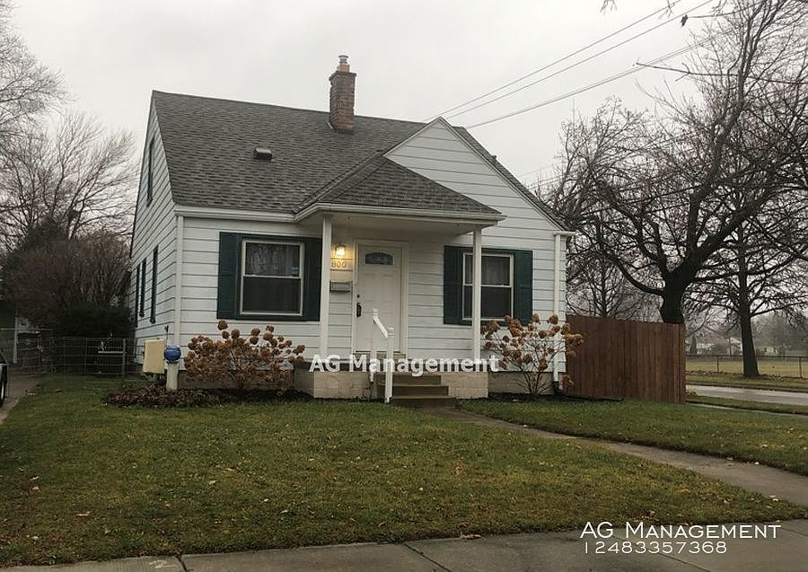 1st image of 800 N Kenwood Ave