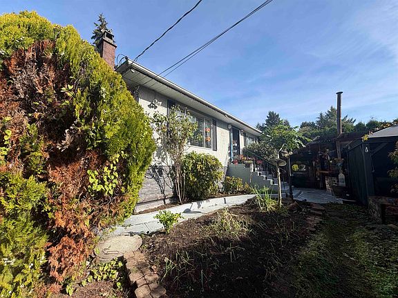 3rd image of 12585 100th Ave