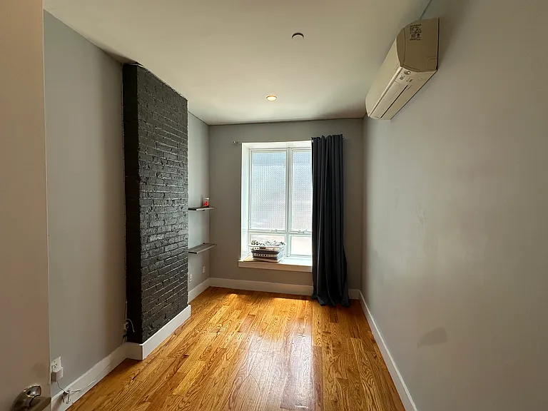 351 Kosciuszko St #1A — Photo 8
