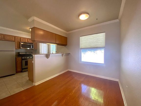 4th image of 1500 E Side Dr Unit 103
