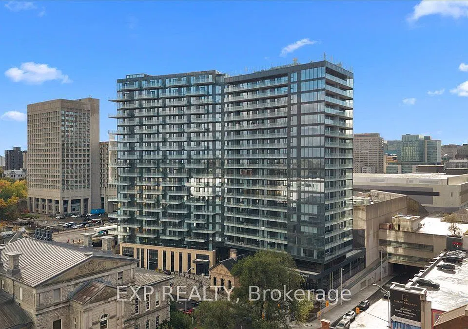74 Nicholas St #304