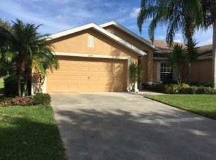 2229 Worthington Greens Dr, Sun City Center, FL 33573