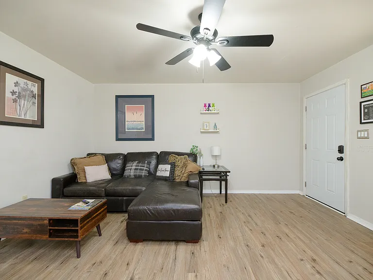 834 C Ave — Photo 16