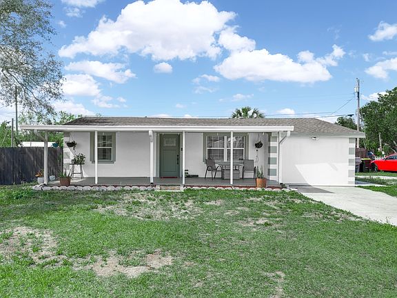 2nd image of 218 Piney Ave
