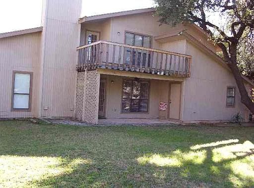3rd image of 3923 ROYAL FOREST DR
