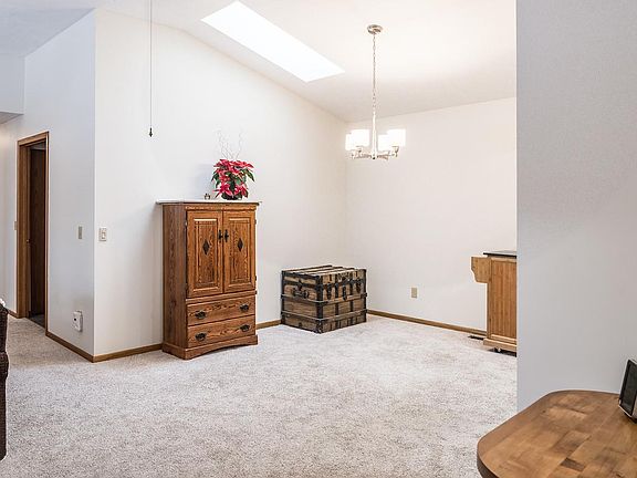 4th image of 2129 Hammond Place Ctr