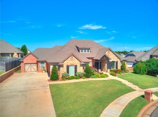 2349 Sutton Pl, Edmond, OK 73012