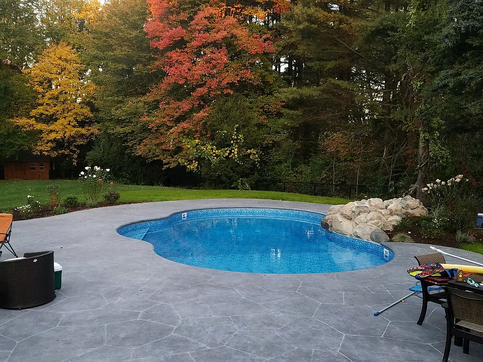 1st image of 36 Guzzlebrook Dr