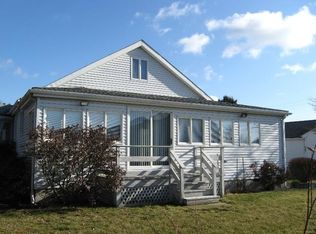 15 Woodlund Ave, Westerly, RI 02891