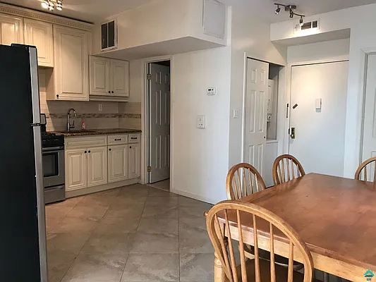 Rented by EXR | media 2