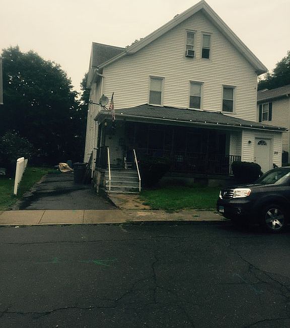 2nd image of 18 Beebe St