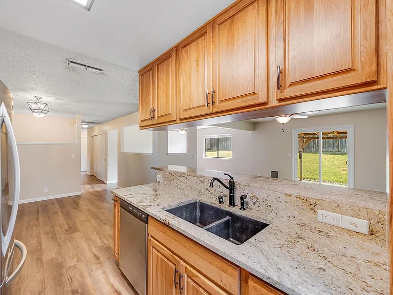 8338 Willow Tree Way — Photo 21