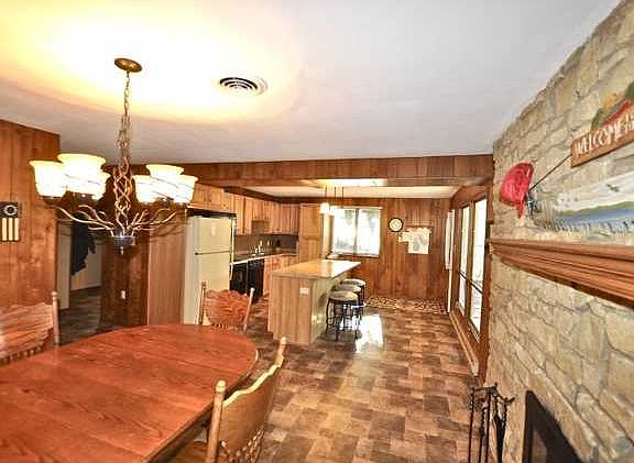 Dining Room/Kitchen
