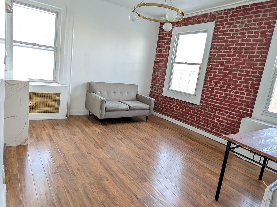 1st image of 87 Chestnut Ave APT 1