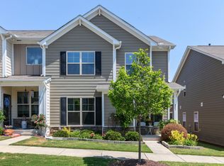 825 Country Downs Rd, Wake Forest, NC 27587